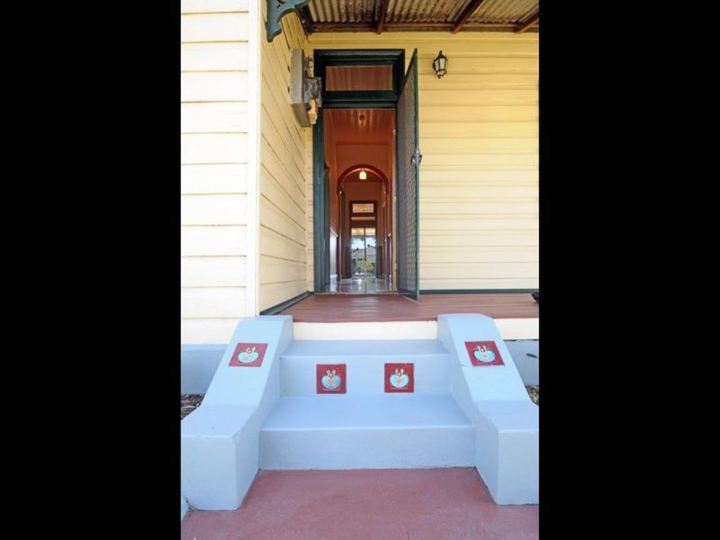 Photo - 42 Shedden Street, Cessnock NSW 2325 - Image 13