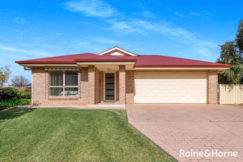 42 Sheraton Circuit, Bomaderry NSW 2541