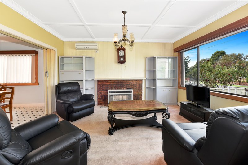 Photo - 42 Shorts Road, Coburg North VIC 3058 - Image 3