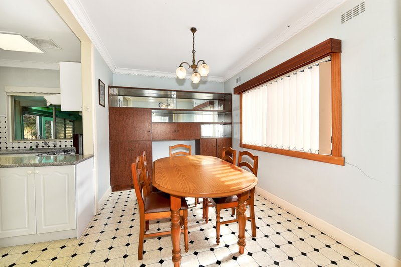 Photo - 42 Shorts Road, Coburg North VIC 3058 - Image 7