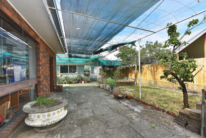 Photo - 42 Shorts Road, Coburg North VIC 3058 - Image 10