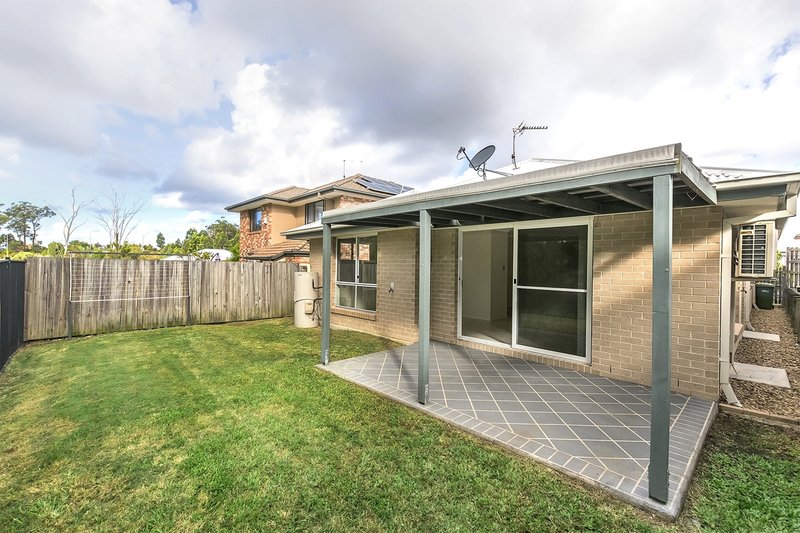 Photo - 42 Silver Gull Street, Coomera QLD 4209 - Image 5