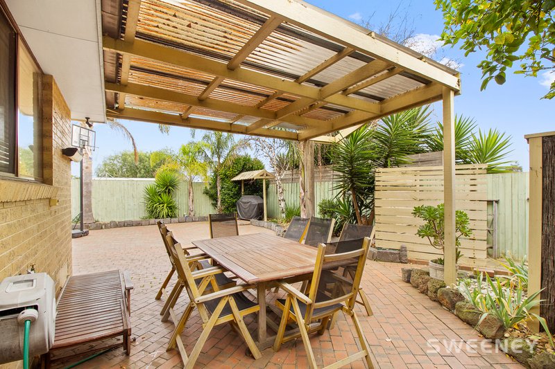 Photo - 42 Simmons Drive, Seaholme VIC 3018 - Image 11