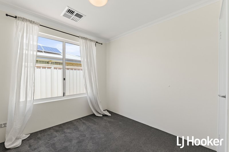 Photo - 42 Sittella Gardens, East Cannington WA 6107 - Image 13