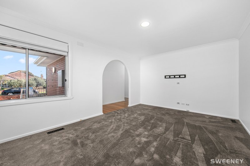 Photo - 42 Sixth Avenue, Altona North VIC 3025 - Image 4