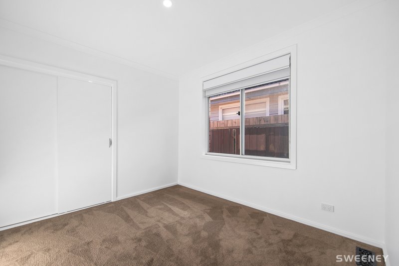 Photo - 42 Sixth Avenue, Altona North VIC 3025 - Image 7