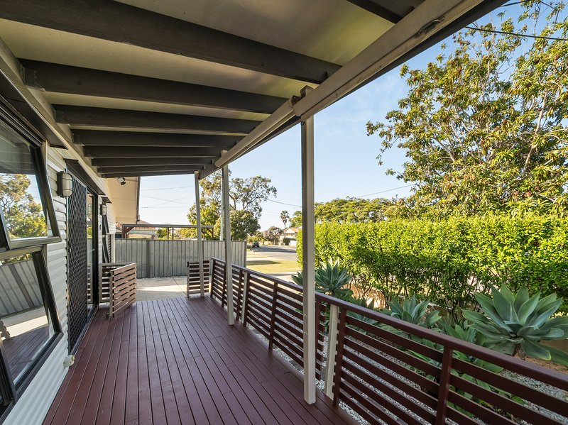 Photo - 42 Sorrento Street, Margate QLD 4019 - Image 2
