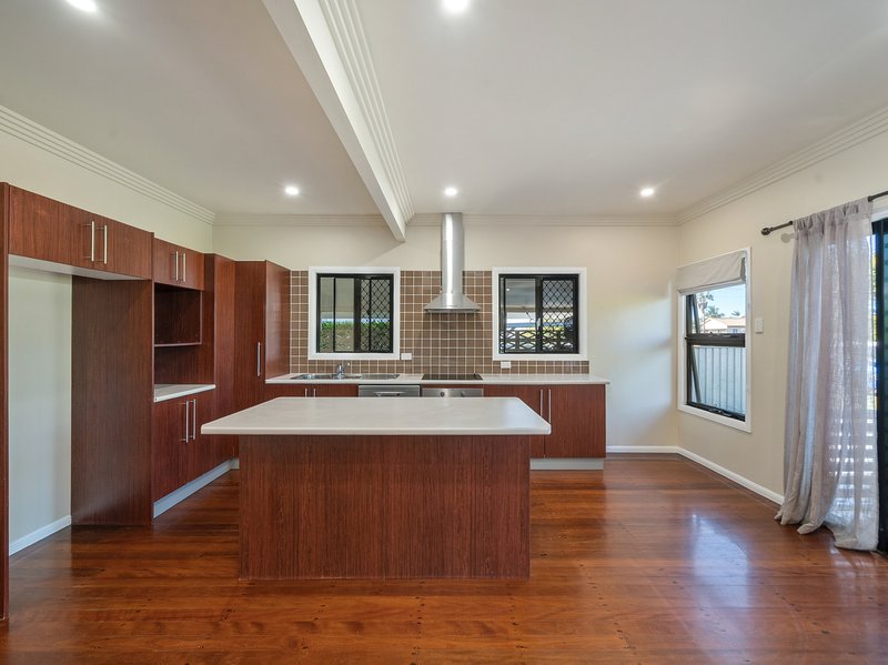 Photo - 42 Sorrento Street, Margate QLD 4019 - Image 3