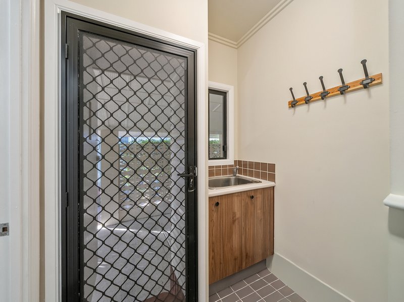 Photo - 42 Sorrento Street, Margate QLD 4019 - Image 8