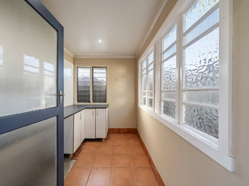 Photo - 42 Sorrento Street, Margate QLD 4019 - Image 12