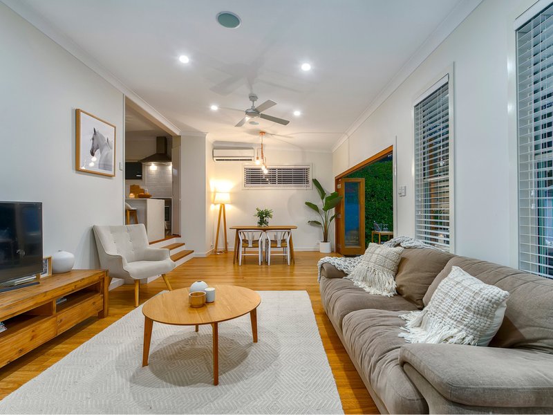 Photo - 42 Sport Street, Kedron QLD 4031 - Image 4