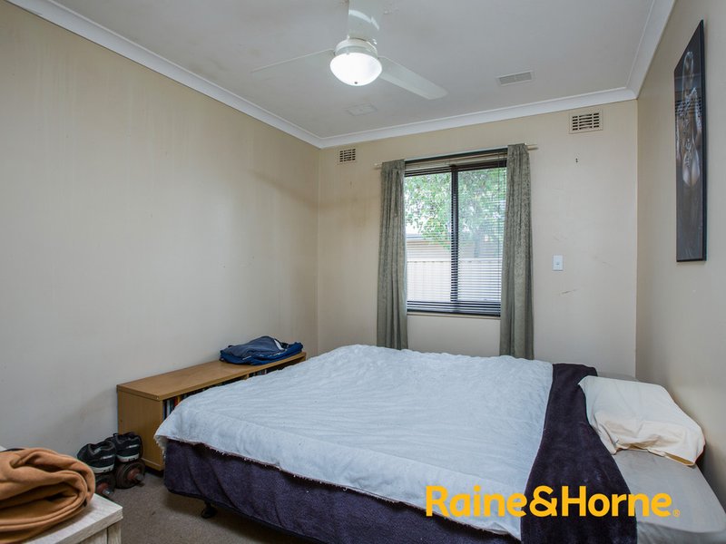 Photo - 42 Stallard Place, Withers WA 6230 - Image 6