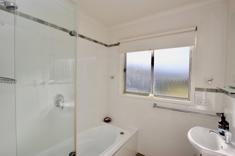 Photo - 42 Sunderland Bay Road, Sunderland Bay VIC 3922 - Image 8