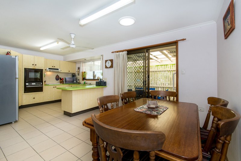 Photo - 42 Sunderland Drive, Banksia Beach QLD 4507 - Image 2