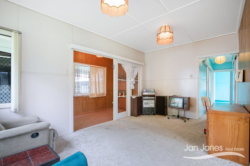 Photo - 42 Sunnyside Road, Scarborough QLD 4020 - Image 9