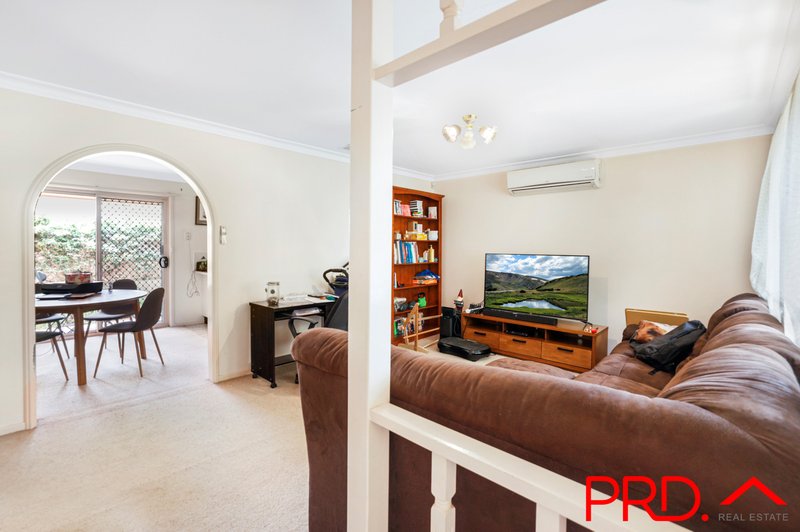 Photo - 42 Susanne Street, Tamworth NSW 2340 - Image 3