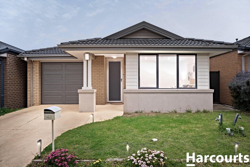 Photo - 42 Tarlo Drive, Tarneit VIC 3029 - Image 1