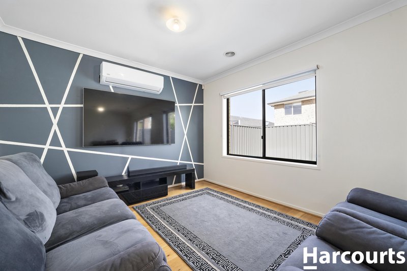 Photo - 42 Tarlo Drive, Tarneit VIC 3029 - Image 3
