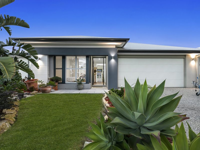 Photo - 42 The Quay, Banksia Beach QLD 4507 - Image 4