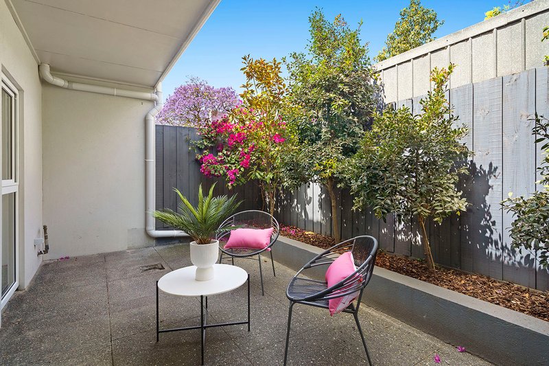 Photo - 4/2 Thistle Grove, Highett VIC 3190 - Image 3