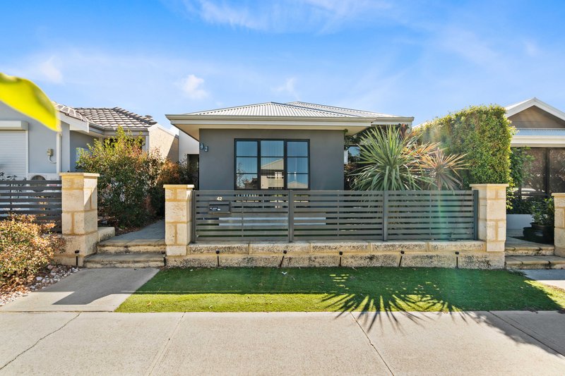 42 Tilgate Street, Aveley WA 6069