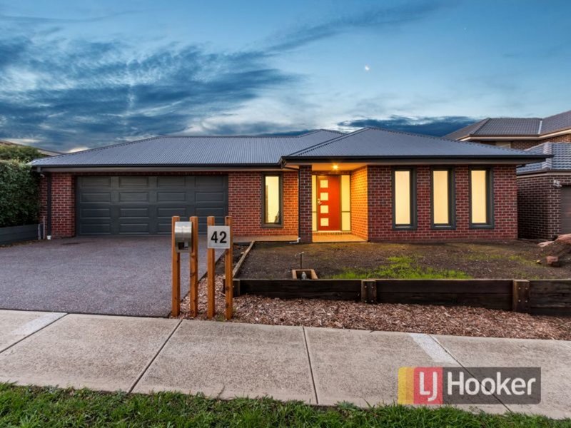 42 Tobin Way, Lyndhurst VIC 3975