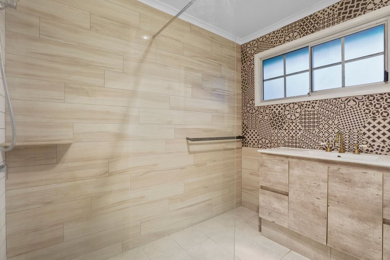 Photo - 42 Trinette Street, Shailer Park QLD 4128 - Image 9