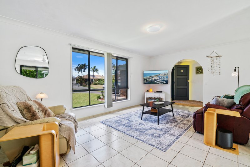 Photo - 42 Tringa Street, Tweed Heads West NSW 2485 - Image 2