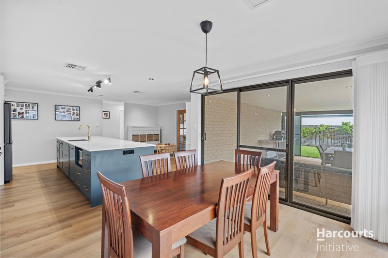 Photo - 42 Two Rivers Loop, Ellenbrook WA 6069 - Image 13