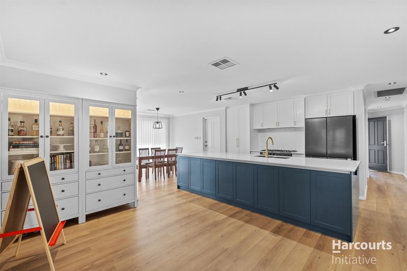 Photo - 42 Two Rivers Loop, Ellenbrook WA 6069 - Image 15