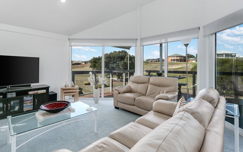 Photo - 42 Tyrone Street, Mccracken SA 5211 - Image 5