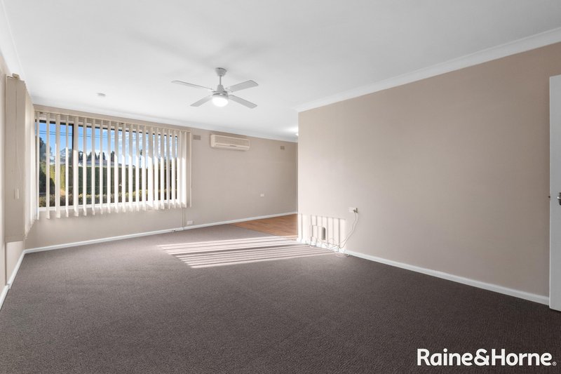 Photo - 42 Valder Avenue, Hobartville NSW 2753 - Image 5