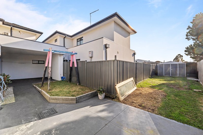 Photo - 42 Vasey Avenue, Lalor VIC 3075 - Image 12