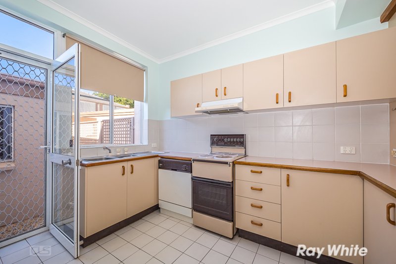 Photo - 4/2 Venus Court, Banksia Beach QLD 4507 - Image 3