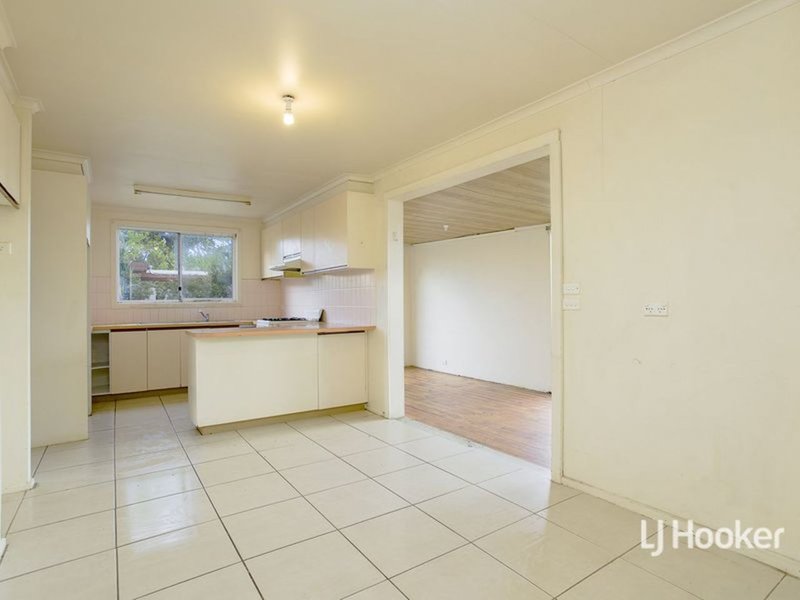 Photo - 42 Wackett Street, Laverton VIC 3028 - Image 5