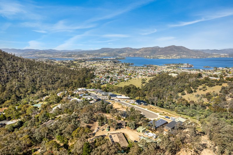 Photo - 42 Wallcrest Road, Berriedale TAS 7011 - Image 13