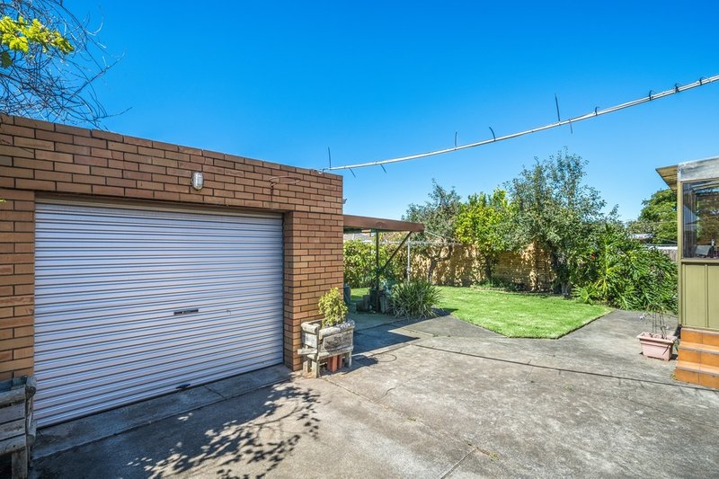 Photo - 42 Walsgott Street, North Geelong VIC 3215 - Image 9