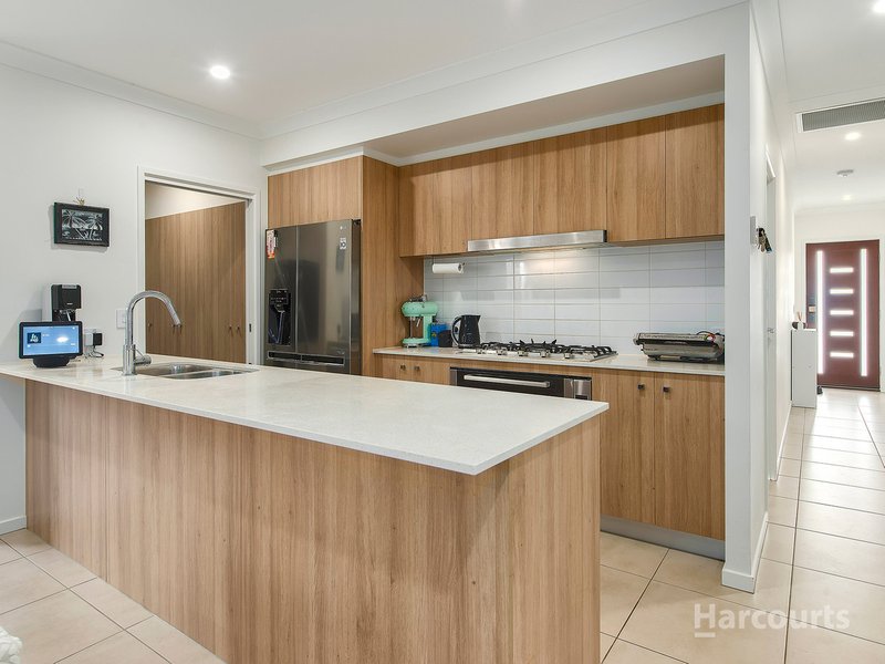 Photo - 42 Walter Drive, Thornlands QLD 4164 - Image 5
