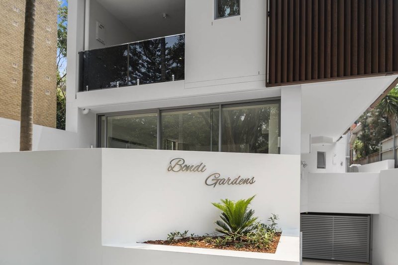 Photo - 4/2 Warners Avenue, North Bondi NSW 2026 - Image 8