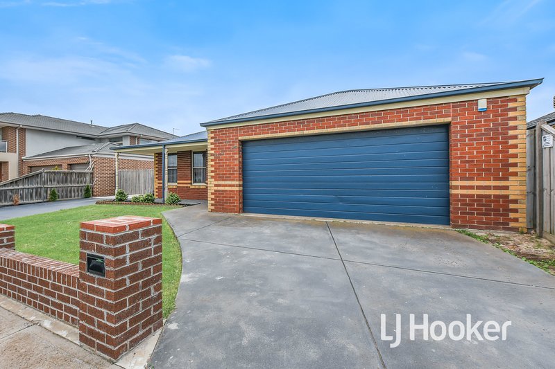 Photo - 42 Westmoreland Avenue, Cranbourne North VIC 3977 - Image 18