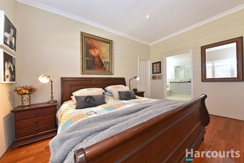 Photo - 42 Whitehorses Drive, Burns Beach WA 6028 - Image 5