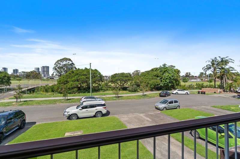 Photo - 4/2 William Street, Lurnea NSW 2170 - Image 6