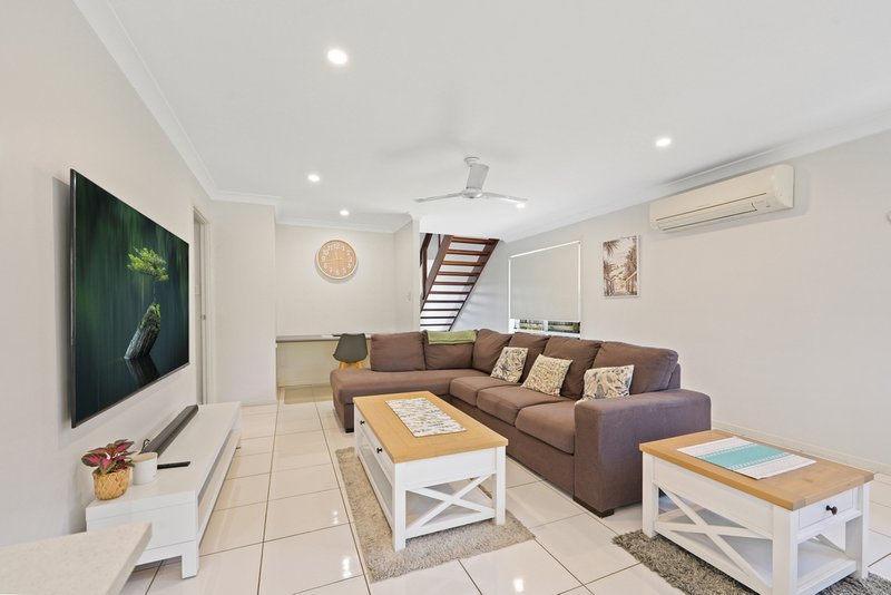 Photo - 42 Williams Crescent, North Lakes QLD 4509 - Image 5