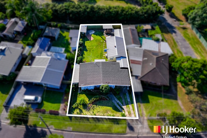Photo - 42 Williamson Crescent, Warwick Farm NSW 2170 - Image 2