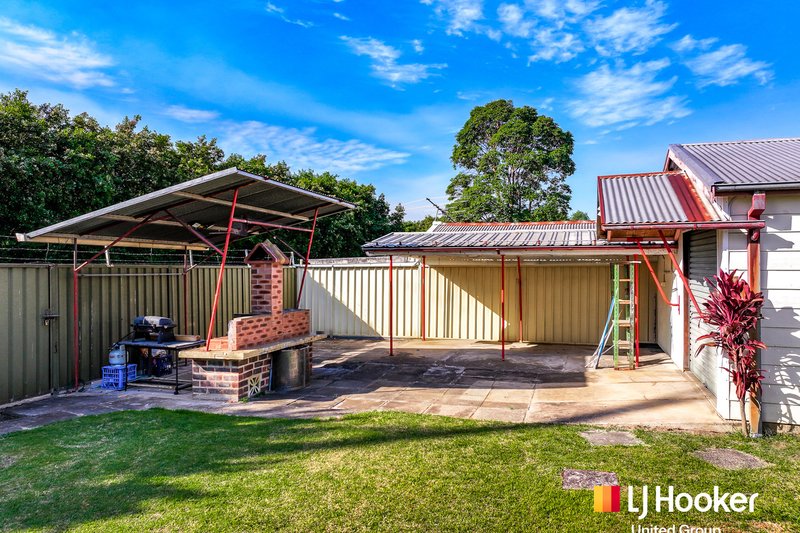 Photo - 42 Williamson Crescent, Warwick Farm NSW 2170 - Image 11