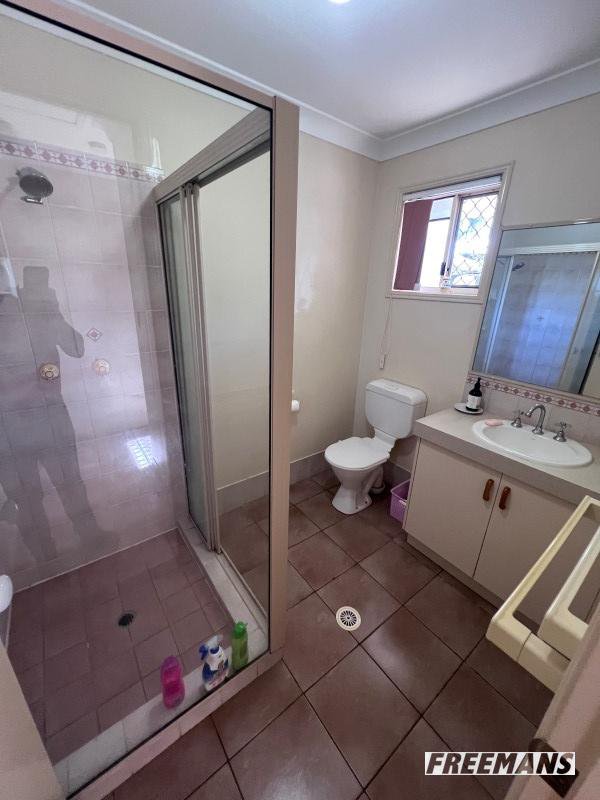 Photo - 42 Windsor Circle, Kingaroy QLD 4610 - Image 25