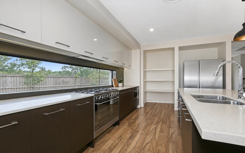 Photo - 42 Windsor Drive, Upper Kedron QLD 4055 - Image 2