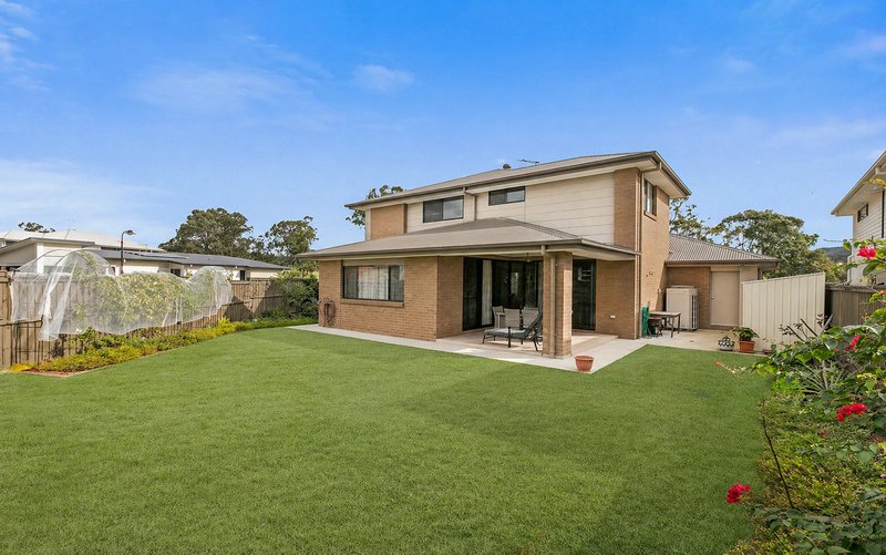 Photo - 42 Windsor Drive, Upper Kedron QLD 4055 - Image 12