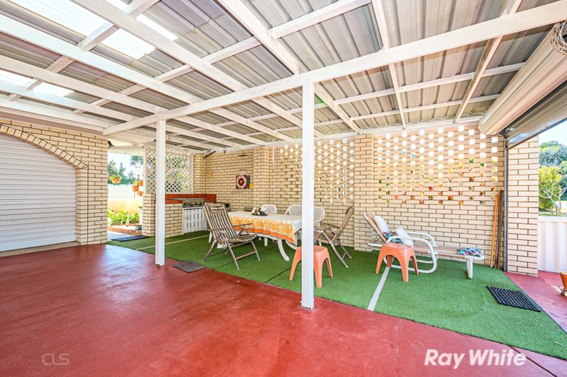 Photo - 42 Winnett Street, Woorim QLD 4507 - Image 3