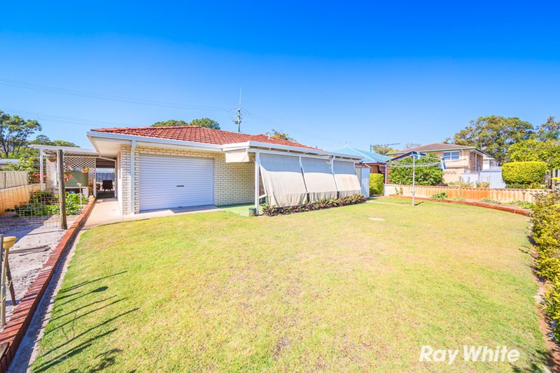 Photo - 42 Winnett Street, Woorim QLD 4507 - Image 14